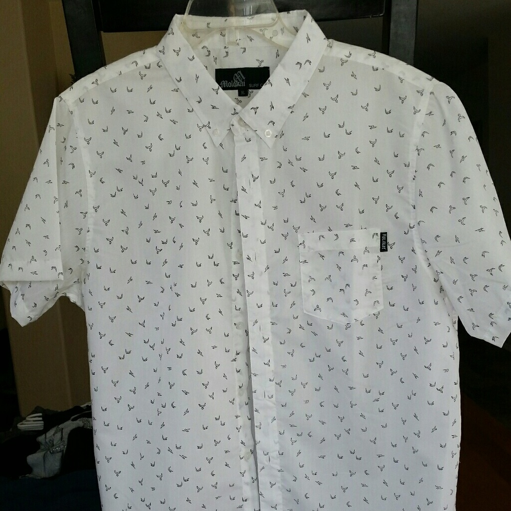 NWOT, Molokai dress shirt, white with tiny birds