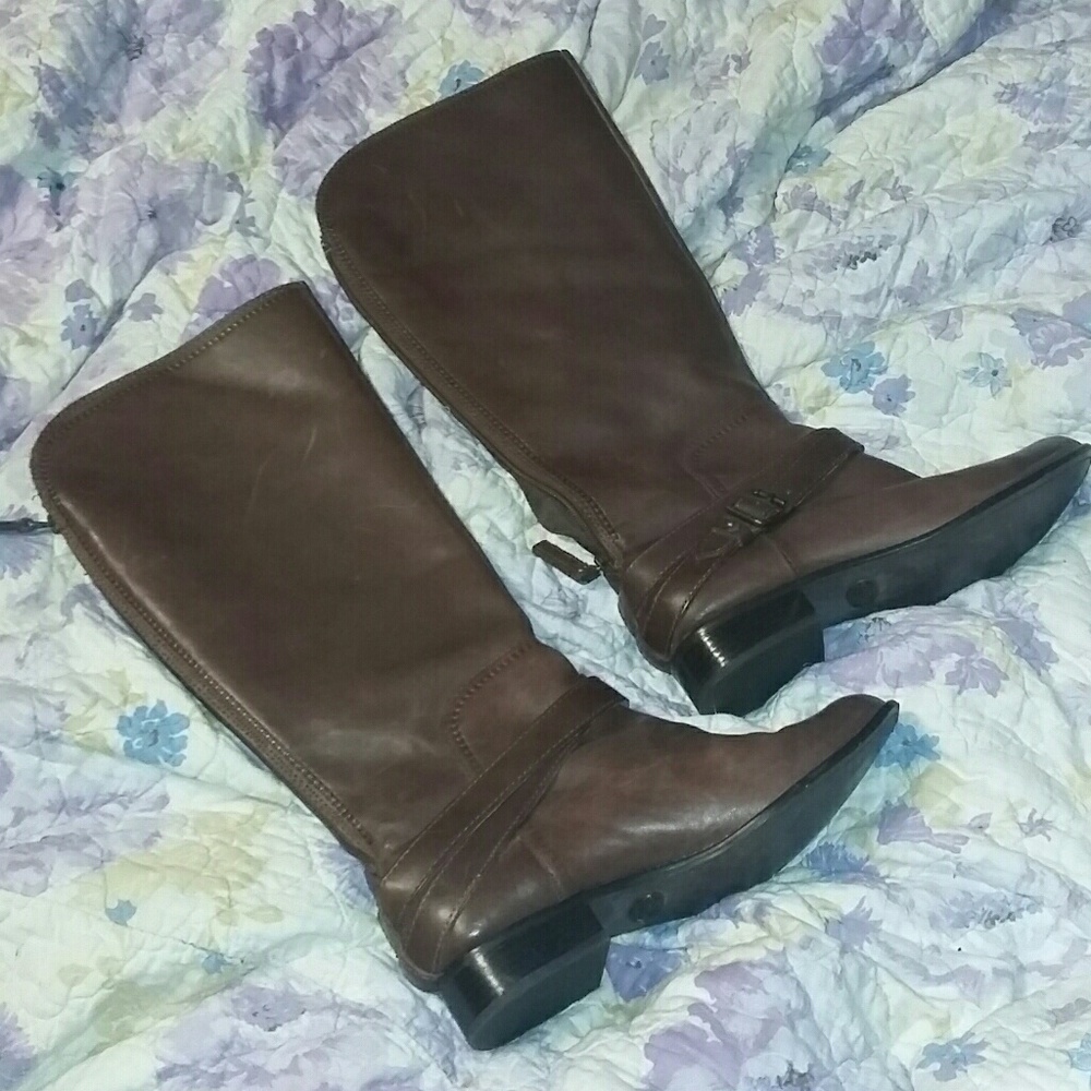 FOSSIL BOOTS - Picture 2 of 4