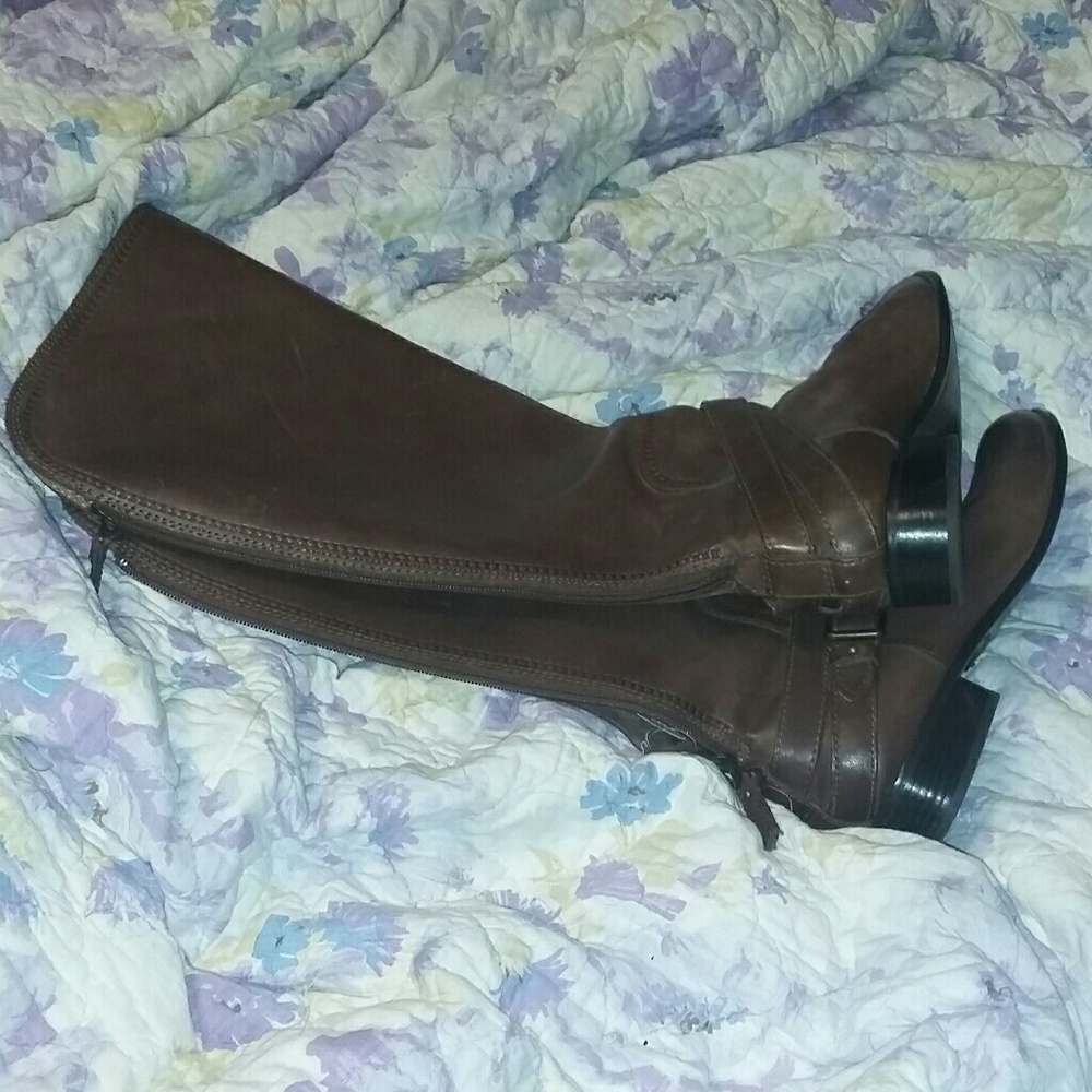 FOSSIL BOOTS - Picture 3 of 4