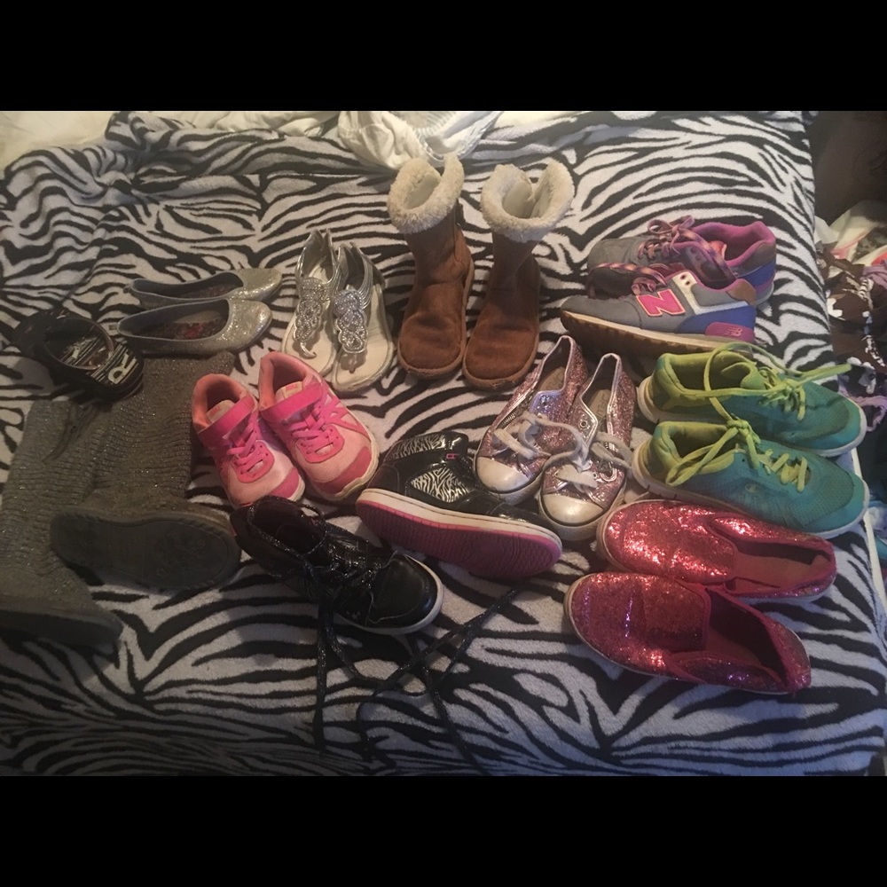 Lot of size 1 girls shoes