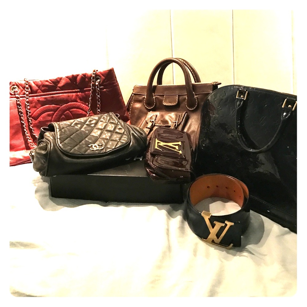 alma w/ belt , Red Chanel tote, black Chanel,Chloe