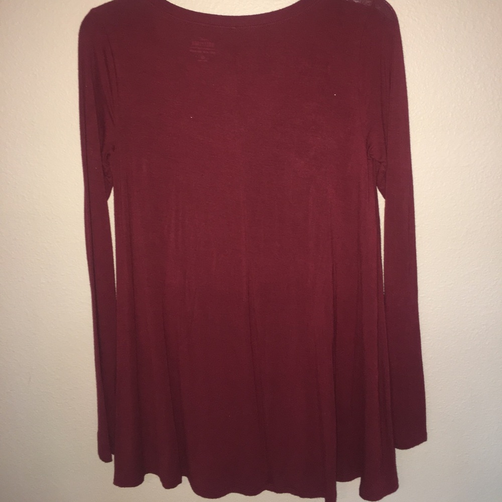 Red top - Picture 2 of 3