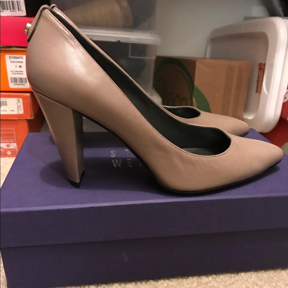Stuart Weitzman 6.5 Pumps 🌼NEW IN BOX!🌼