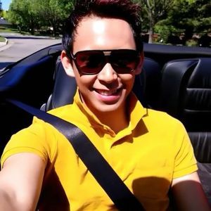 Meet your Posher, Ynigo