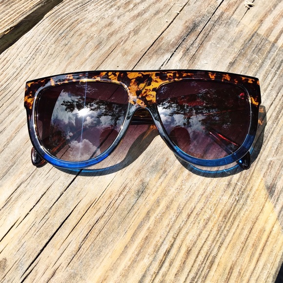 🚨Last🚨"Betty Rubble" Oversized Flat Top Aviators - Picture 4 of 4