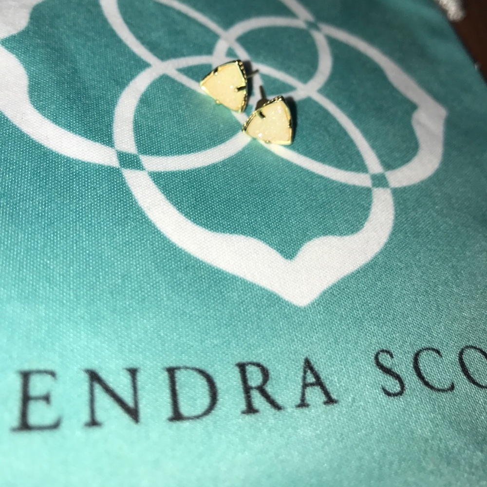 Kendra Scott Studs in Iridescent Druzy