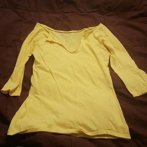 Half sleeve yellow aeropostale top