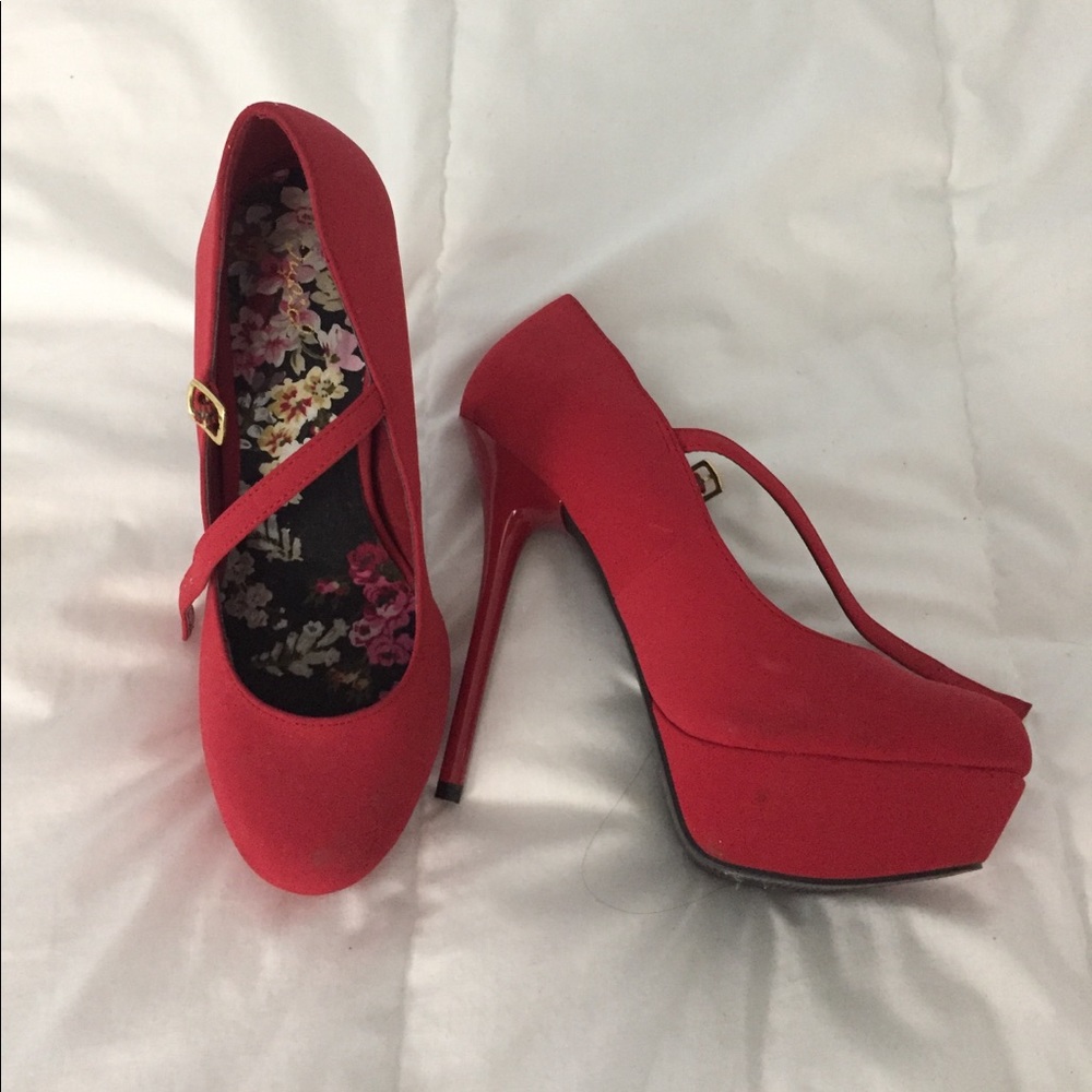 RED 5" HEELS
