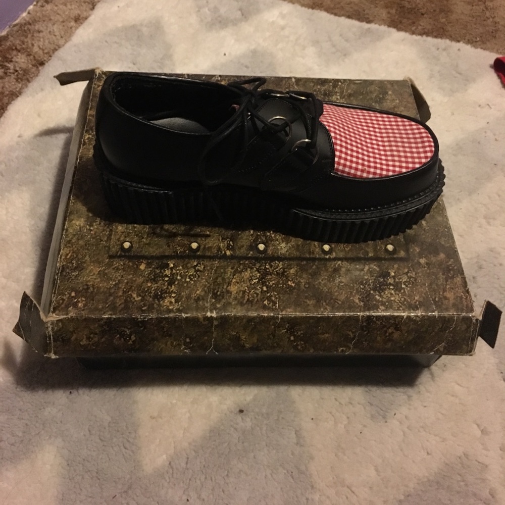Demonia Red Gingham Creepers