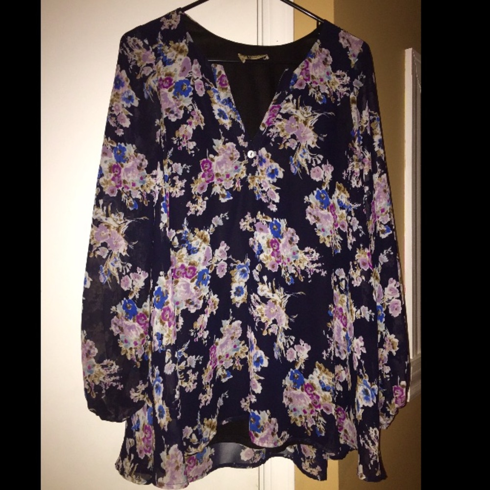 Extra pics navy nana Jamie size S