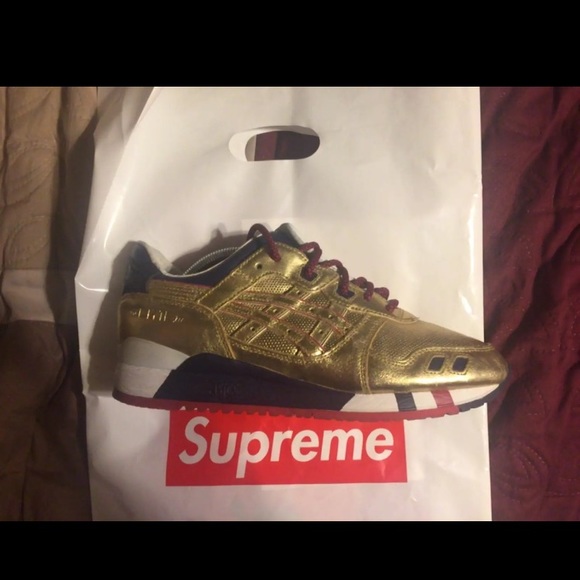 USA Gold Asics Gel lyte III size 9.5 - Picture 1 of 6
