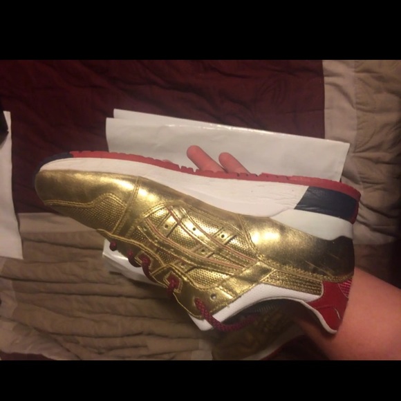 USA Gold Asics Gel lyte III size 9.5 - Picture 6 of 6