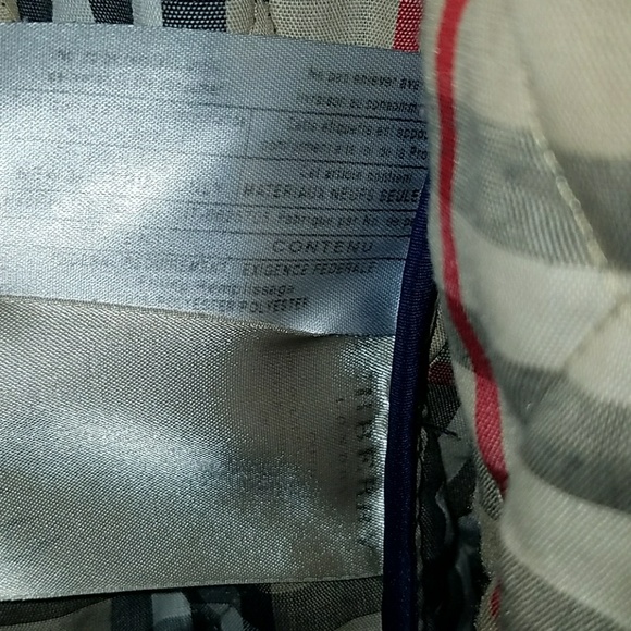 🛇SOLD🛇AUTHENTIC BURBERRY QULITED JACKET  (L) - Picture 7 of 8