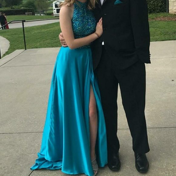 Sherri Hill Prom Dress - Picture 1 of 4