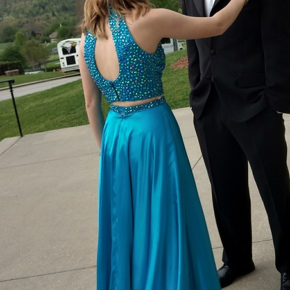 Sherri Hill Prom Dress - Picture 3 of 4