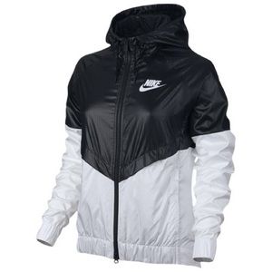XL NIKE JACKET NWT