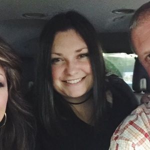 Meet your Posher, Abigail