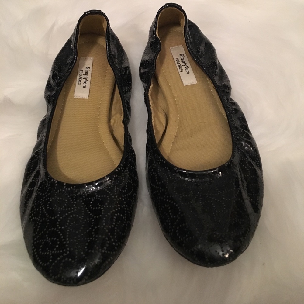Vera Wang Black Ballet Flats
