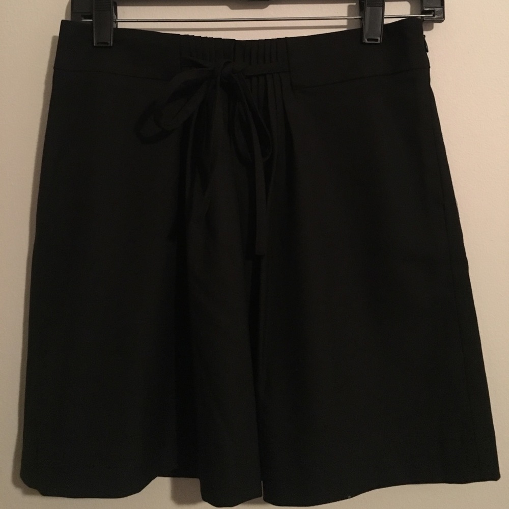 Bundle of 2 Skirts! Gap and Banana Republic Size 0