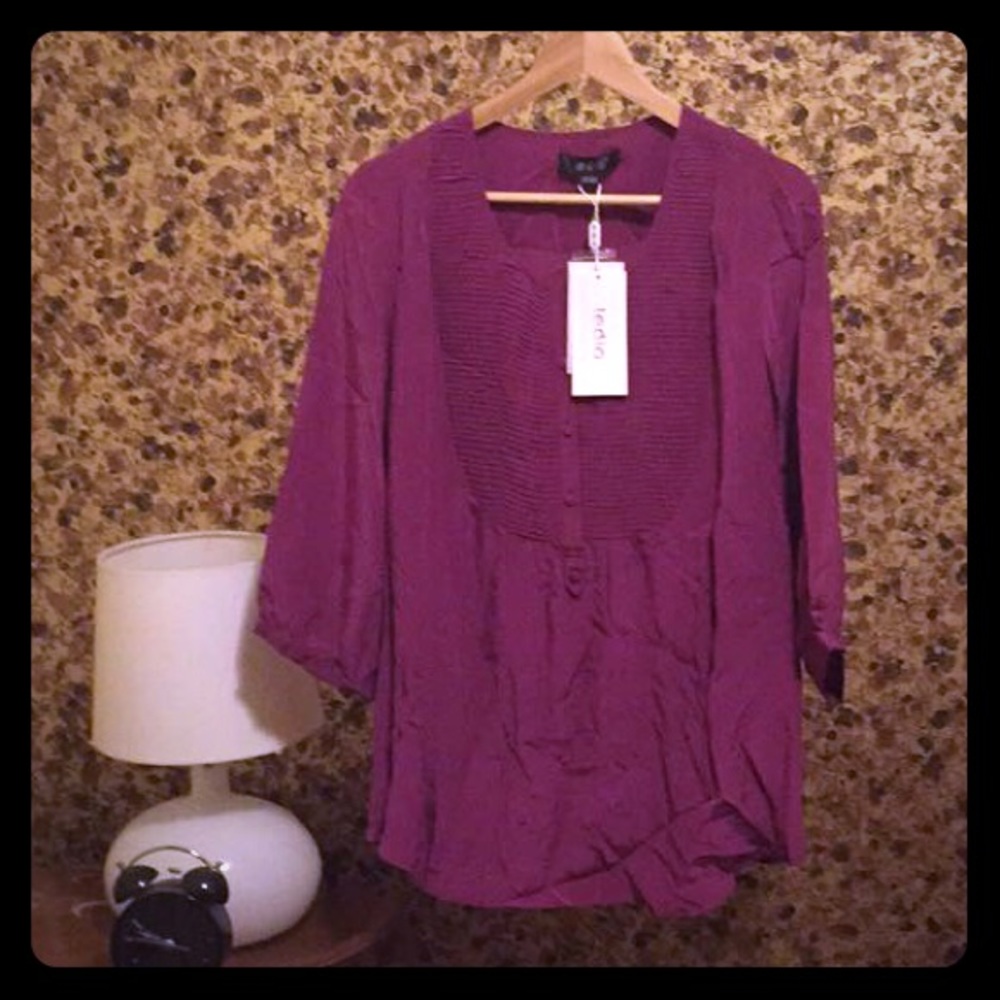 100% silk / purple blouse / size med