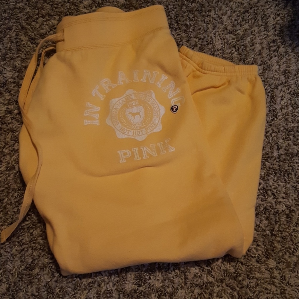VS pink sweatpants