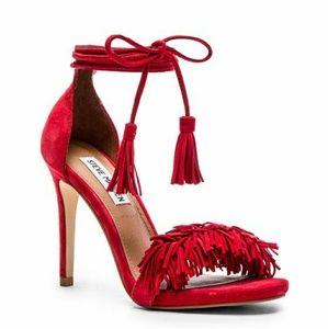 Steve Madden Sassey in Red
