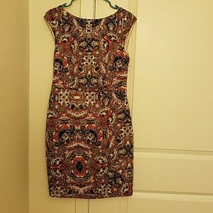 Beautiful patterned v- back sheath dress