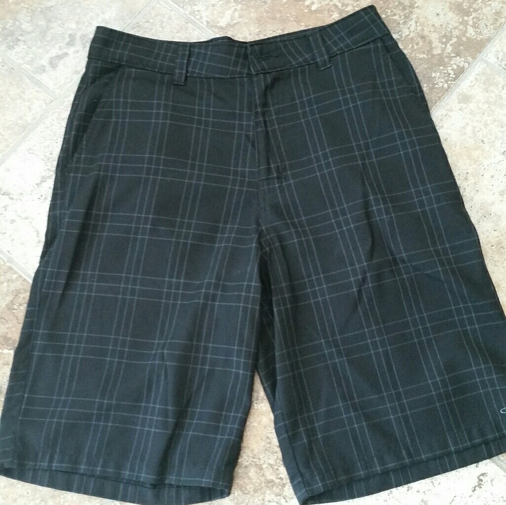 O'Neil ~ Black & Navy plaid, Men's shorts