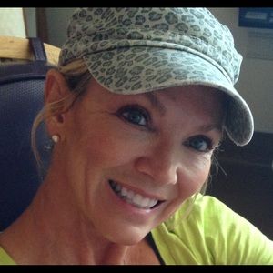 Meet your Posher, Rhonda