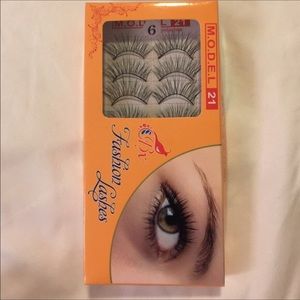 4 boxes Model 21 #6 lashes bundle for @porkyork