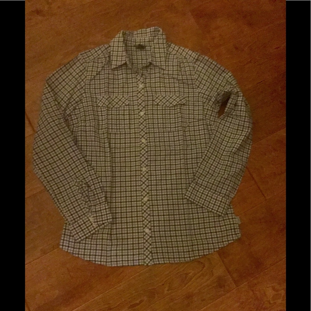 Never worn- Eddie Bauer shirt