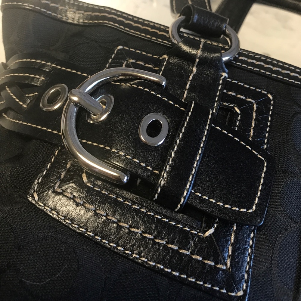 Coach Handbag - Picture 2 of 8