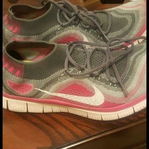 Nike 5.0 flyknit running shoes