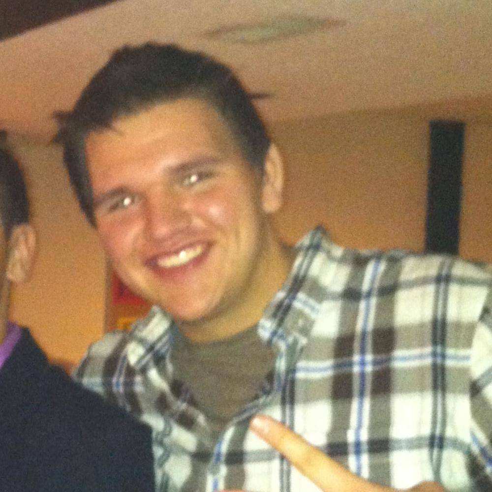Meet your Posher, Alex