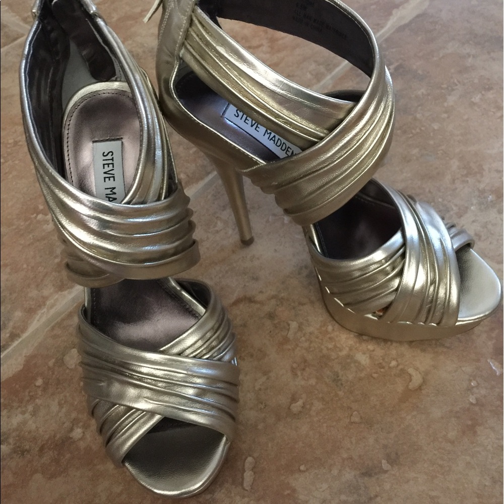Steve Madden Platinum Platform Stilettos (Viktore)