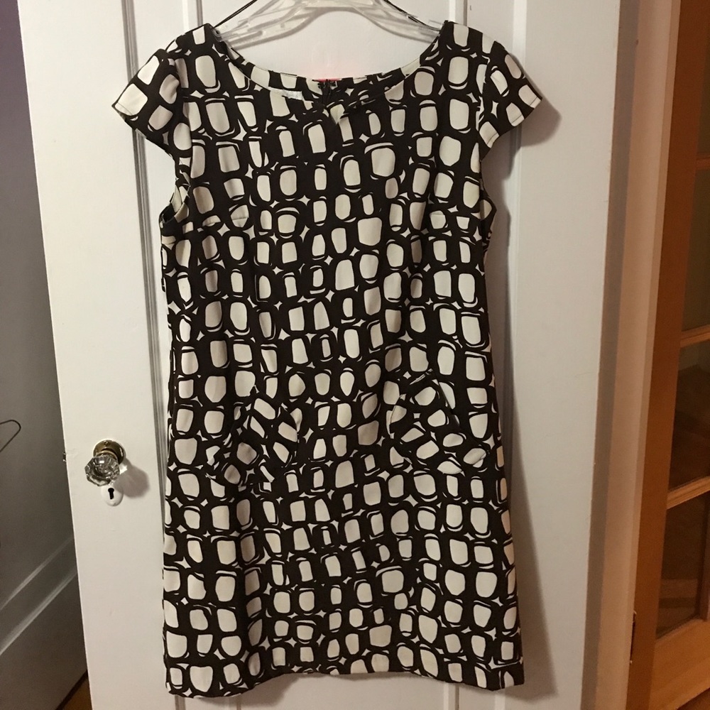 Brown and tan cap sleeve dress.