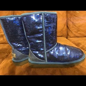 LIKE NEW UGG BOOTS