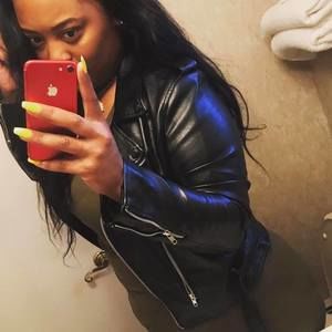 Meet your Posher, Laticha