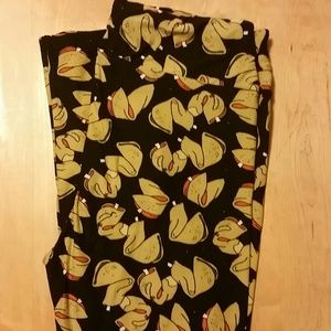 LuLaRoe TC Fortune Cookie Leggings