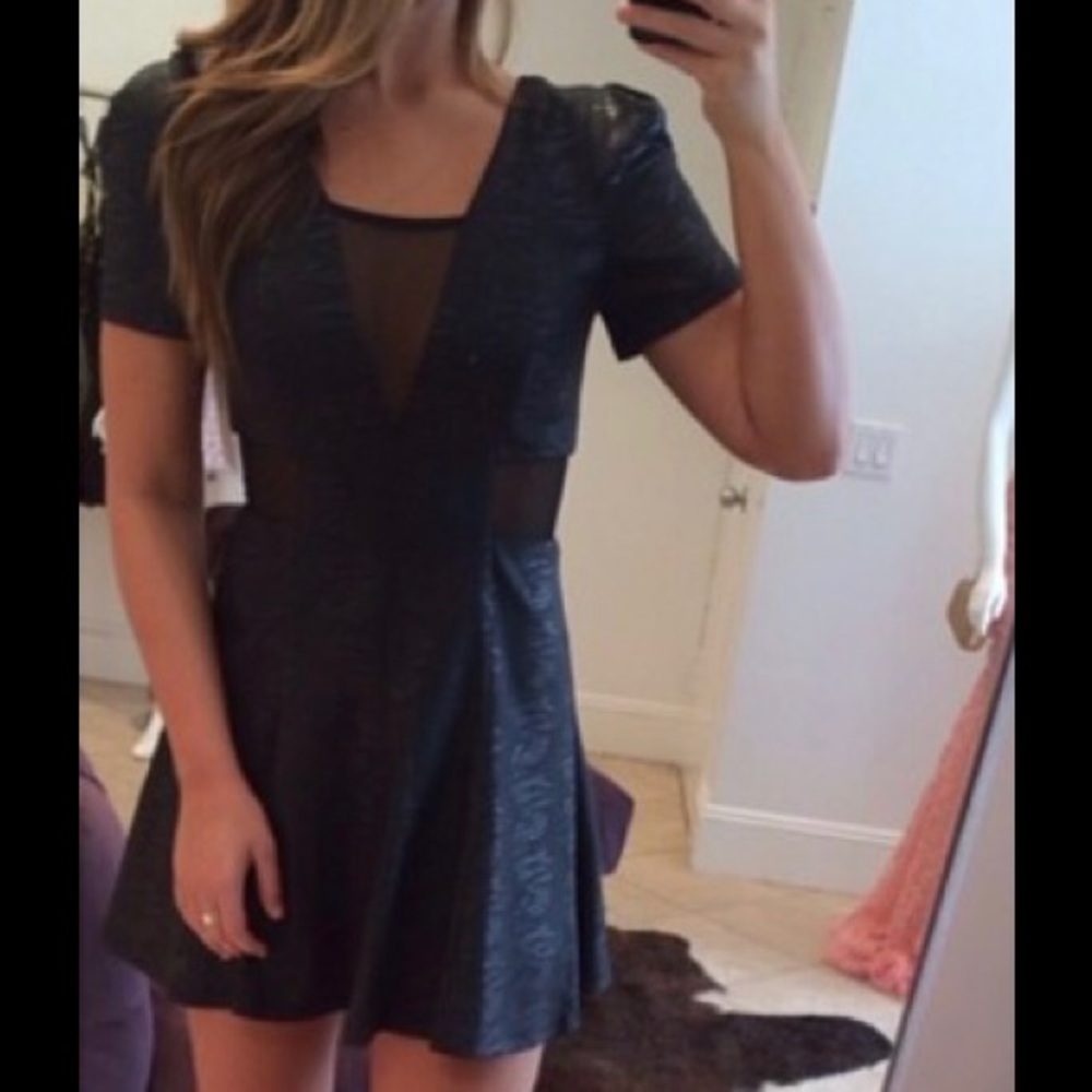 Black club mesh little black dress size large 10