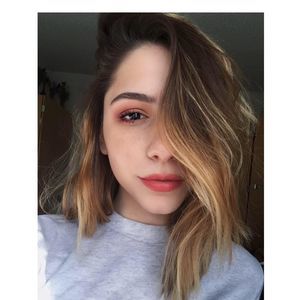 Meet your Posher, Genna