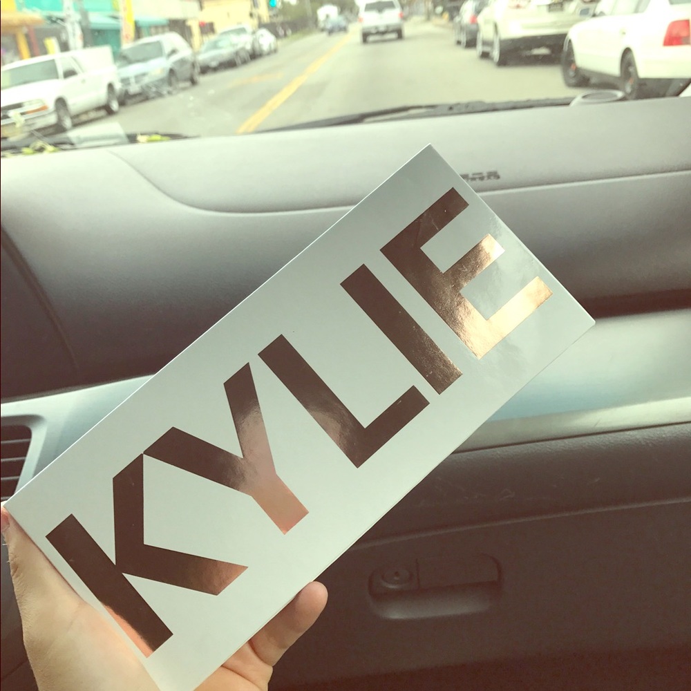 Kylie peach palette