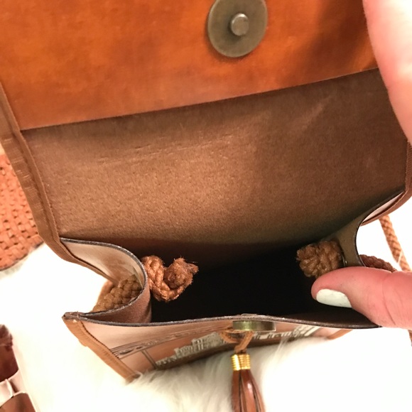 Vintage Peruzzi Firenze leather crossbody bag - Picture 5 of 6