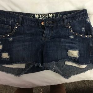 ***VERY CUTE SHORTS PERFECT CONDITION!!"""