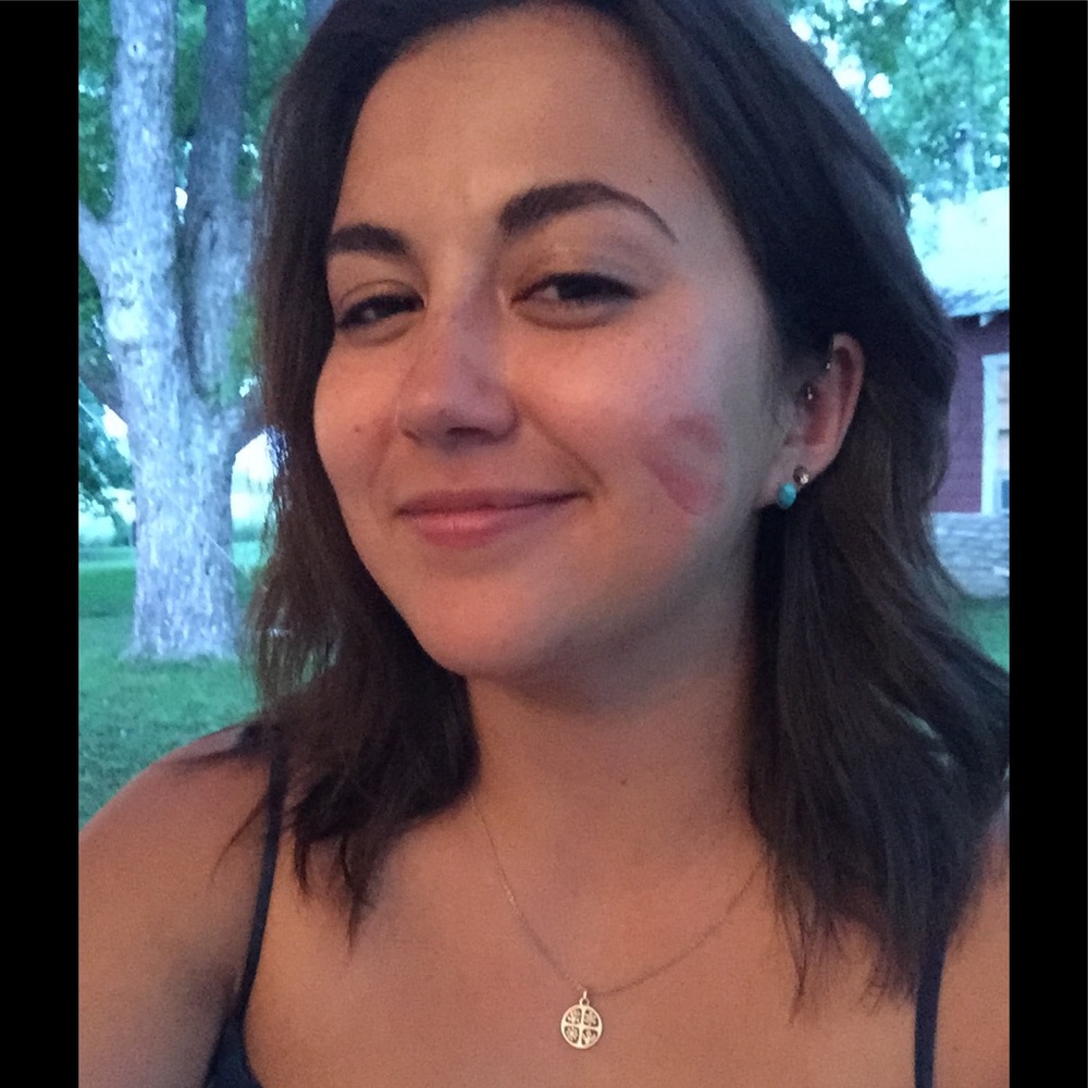 Meet your Posher, Lauren