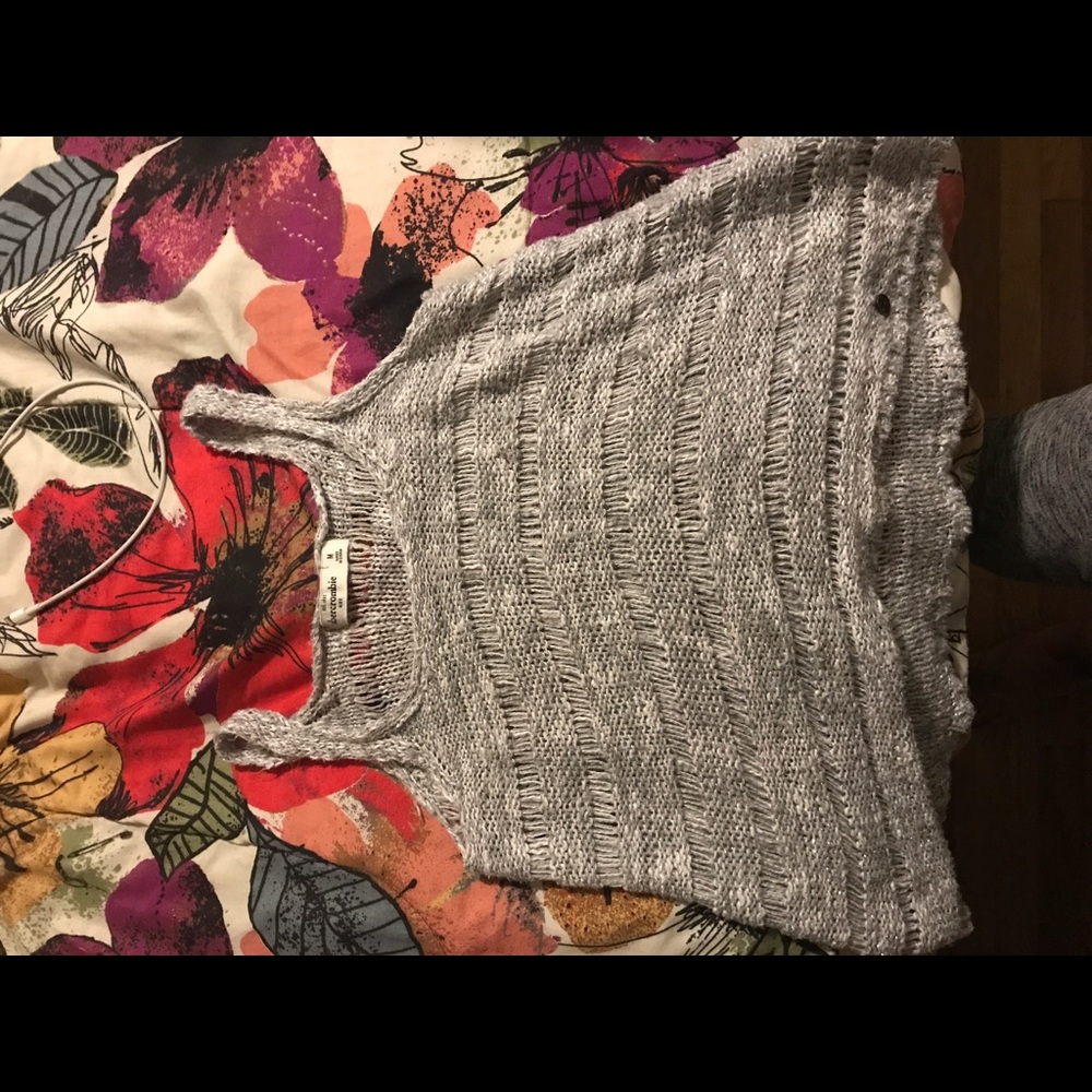 Grey Tank Abercrombie!