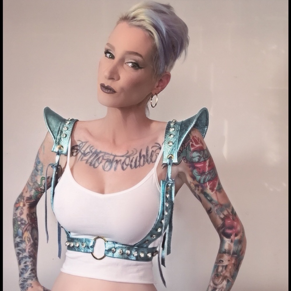 💎 BLUE METALLIC DEERSKIN HARNESS 💎