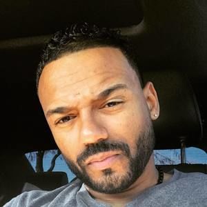 Meet your Posher, Dexter