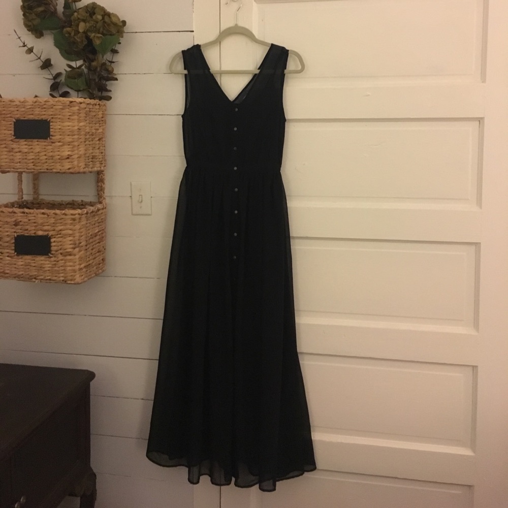 Flattering black maxi dress