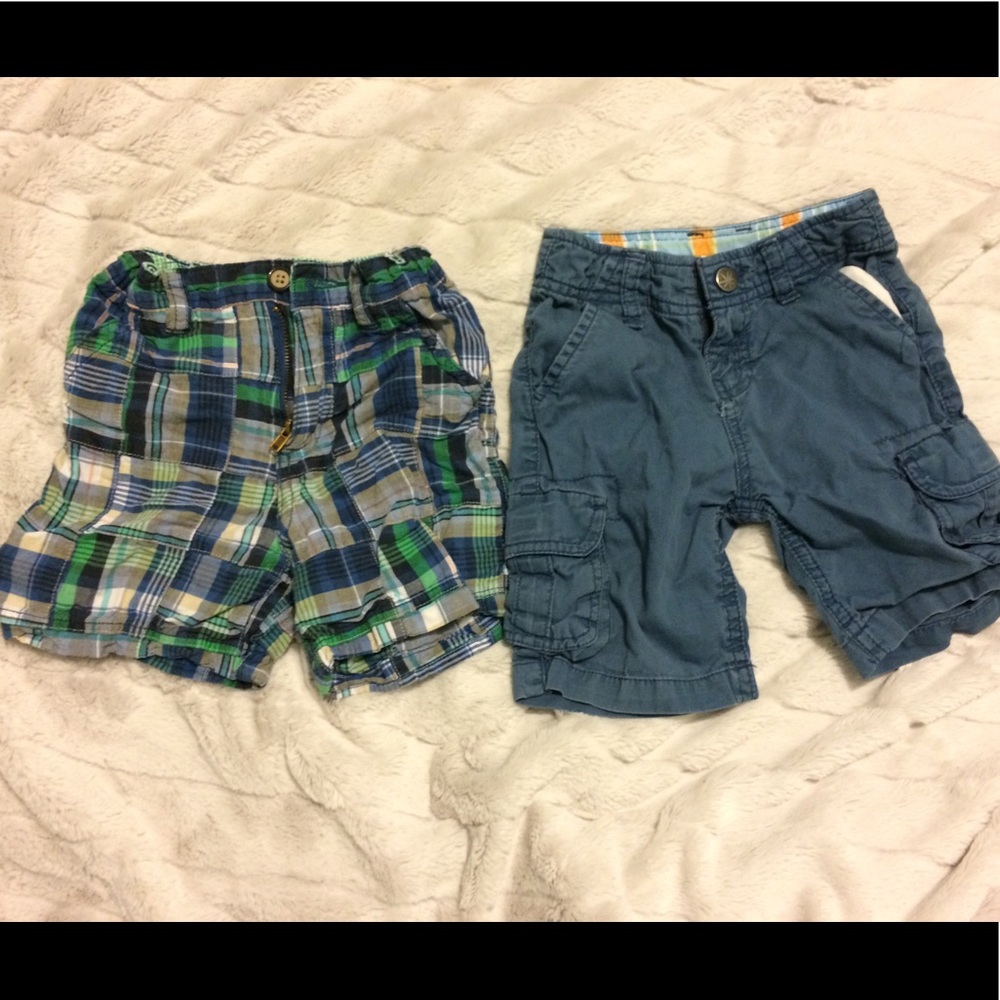 Bundle: 2 pairs Boys 24M shorts